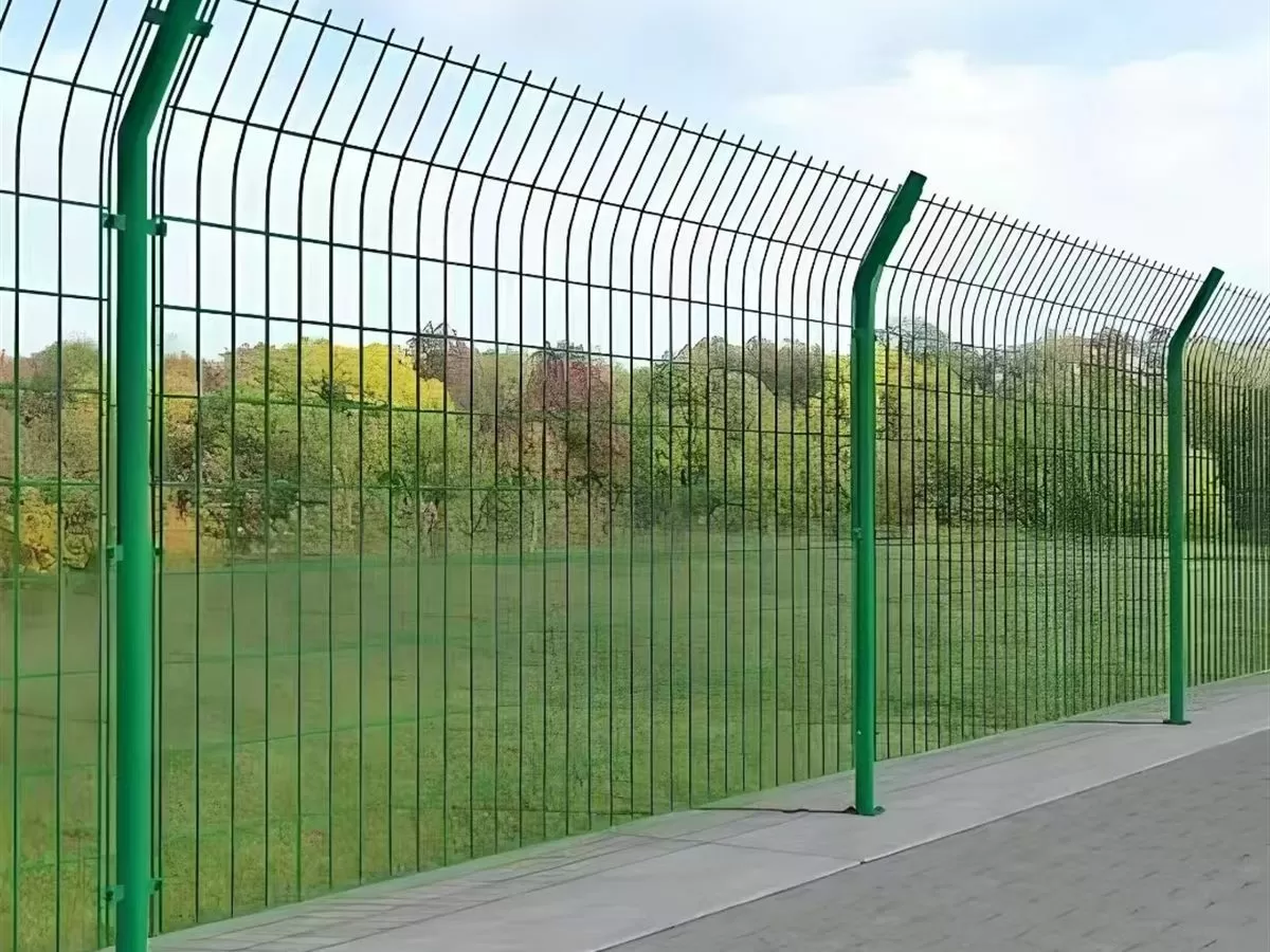 Double-wire mesh fence panel with two horizontal wires and one vertical wire