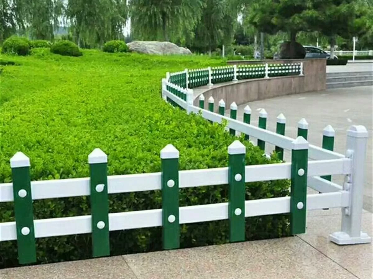 花坛护栏横杆与竖杆的节点细节